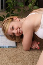 Taylor True Schoolgirl Gallerie